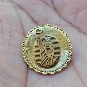 1/20 12kt gf & Real 10kt Gold & Diamond Pendant